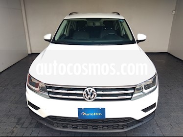 foto Volkswagen Tiguan Trendline Plus usado (2018) color Blanco precio $343,000