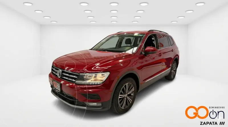 Foto Volkswagen Tiguan Comfortline usado (2019) color VWAR ROJO RUBI precio $315,000