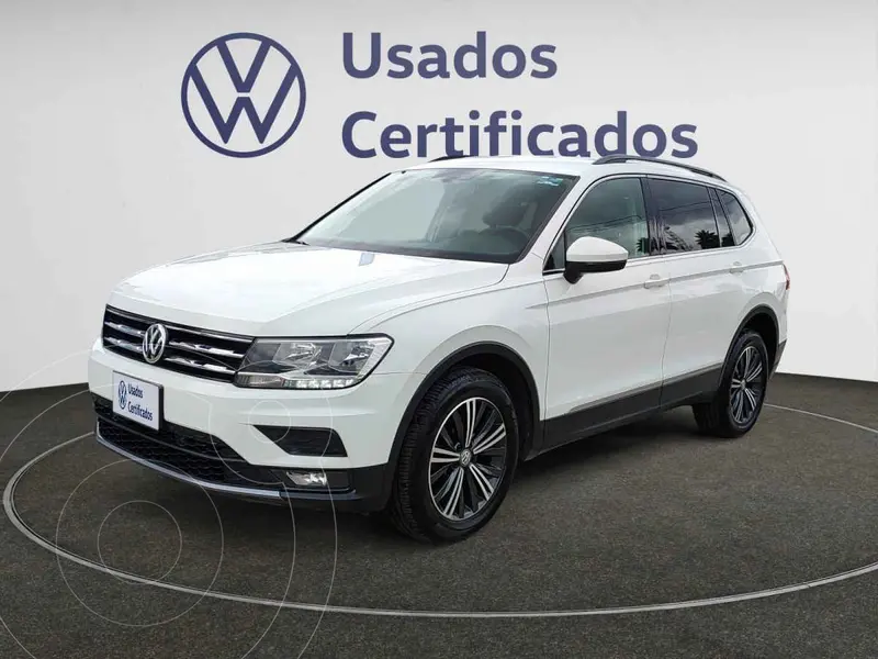 Foto Volkswagen Tiguan Comfortline usado (2020) color Blanco precio $395,000
