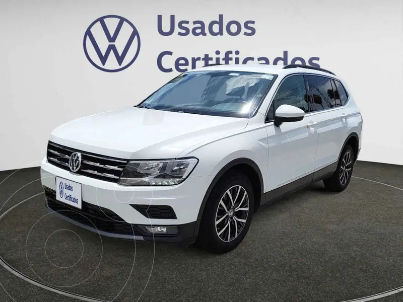Foto Volkswagen Tiguan Comfortline usado (2018) color Blanco precio $280,900
