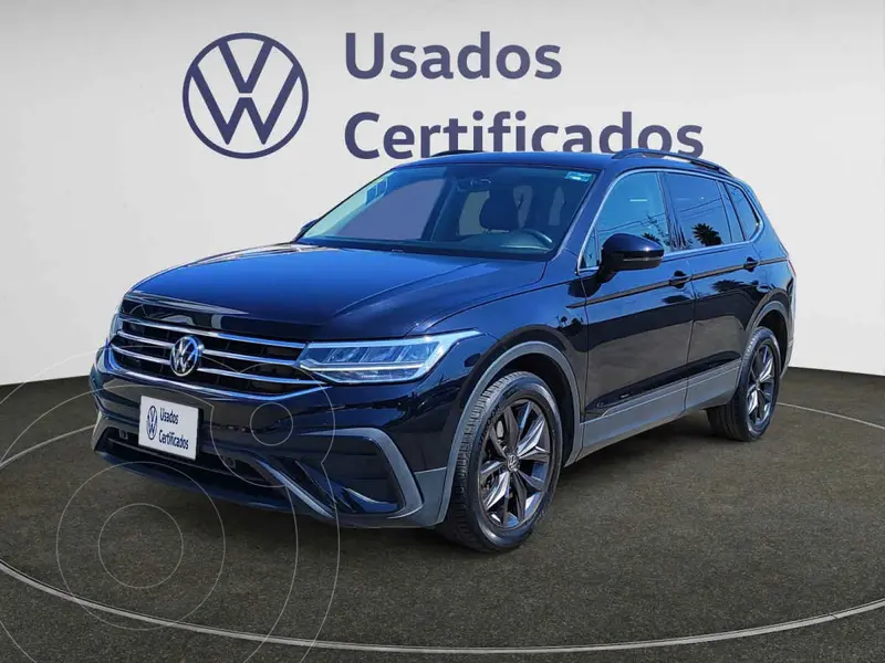 Foto Volkswagen Tiguan Comfortline 5 Asientos usado (2023) color Negro financiado en mensualidades(enganche $131,045 mensualidades desde $10,025)
