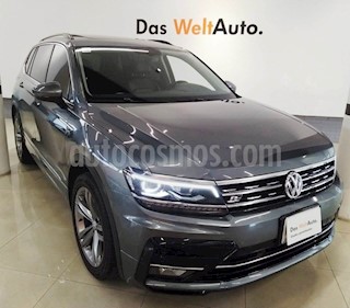 foto Volkswagen Tiguan R-Line usado (2018) color Gris Platino precio $485,000
