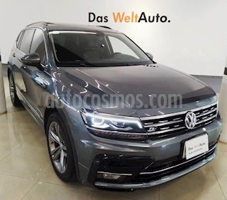 Foto venta Auto usado Volkswagen Tiguan R-Line (2018) color Gris Platino precio $440,000