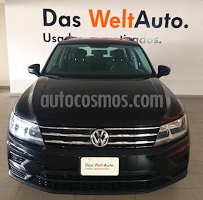 foto Volkswagen Tiguan Trendline Plus usado (2019) color Negro Profundo precio $365,000