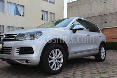 foto Volkswagen Touareg 3.0L V6 TDi Navegación usado (2012) color Plata precio $298,000