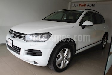 Foto venta Auto usado Volkswagen Touareg 4.2L V8 FSI Navegacion (2014) color Blanco precio $360,000