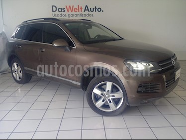 Foto venta Auto usado Volkswagen Touareg 4.2L V8 FSI (2012) color Marron precio $289,900