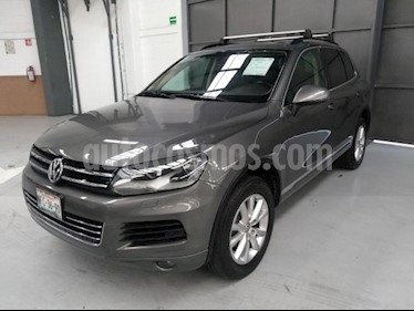Foto venta Auto usado Volkswagen Touareg 5p V6/3.6 Aut (2014) color Gris precio $300,000