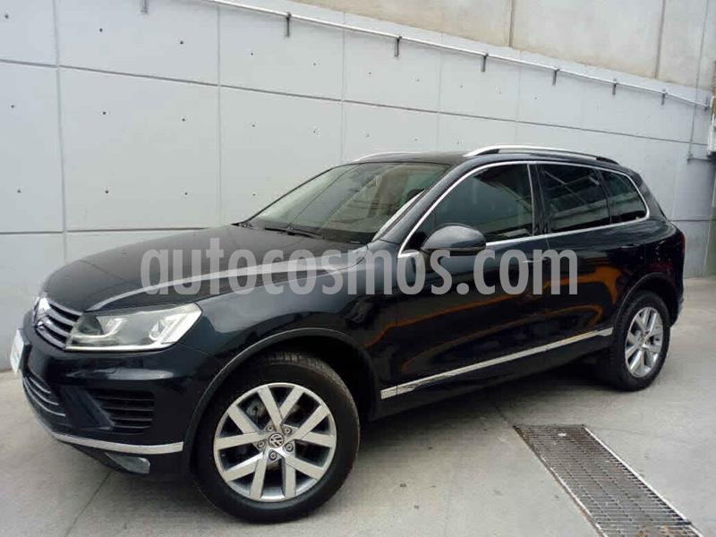 foto Volkswagen Touareg 3.0L V6 TDi Navegación usado (2015) color Azul precio $440,000