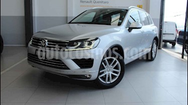 Volkswagen Touareg 5p V6/3.6 Aut usado (2016) color Plata precio $425,000