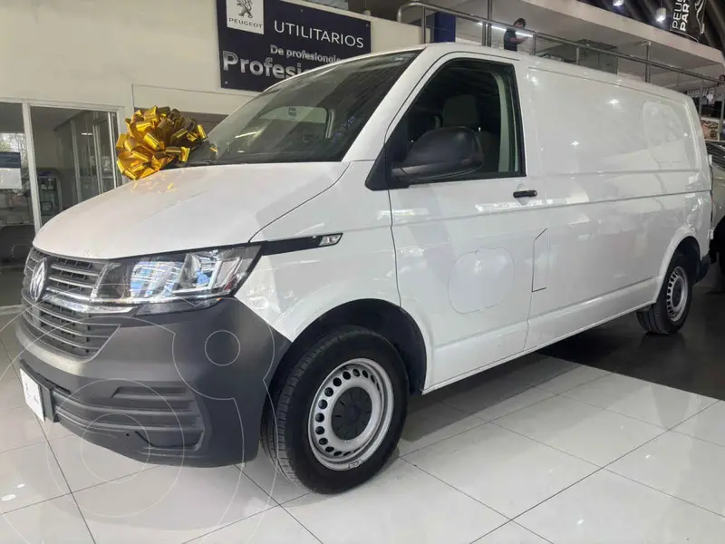 Foto Volkswagen Transporter Cargo Van Plus usado (2024) color Blanco financiado en mensualidades(enganche $198,924 mensualidades desde $15,218)