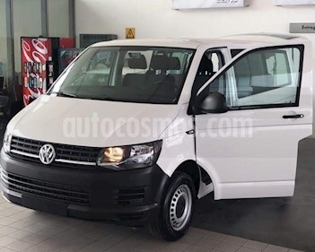 Volkswagen Transporter Pasajeros usado (2018) color Blanco precio $355,000