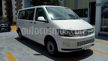Volkswagen Transporter Pasajeros usado (2017) color Blanco Candy precio $302,000