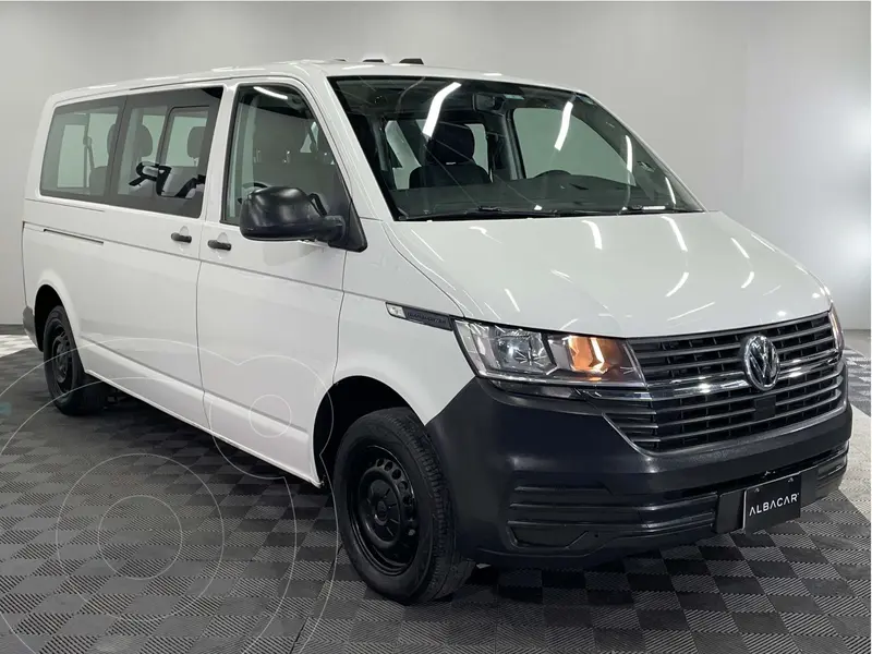 Foto Volkswagen Transporter 6.1 Pasajeros usado (2021) color Blanco precio $499,999