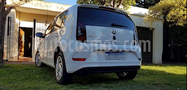 Foto venta Auto Usado Volkswagen up! 5P 1.0 high up! (2017) color Blanco Cristal precio $395.000