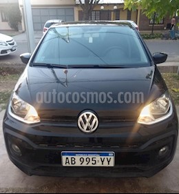 foto Volkswagen up! 5P 1.0 move up! usado (2017) color Negro precio $378.000