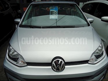 foto Volkswagen up! 5P take up! usado (2018) color Gris Claro precio $650.000