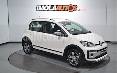 Volkswagen up! 5P 1.0 Cross up! usado (2018) color Blanco Cristal precio $930.000