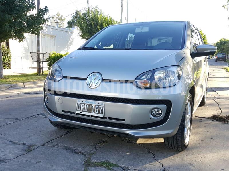 Volkswagen up! 5P 1.0 high up! usado (2015) color Gris Cuarzo precio $800.000