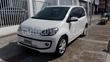 Volkswagen up! 5P 1.0 high up! usado (2015) color Blanco Cristal precio $520.000