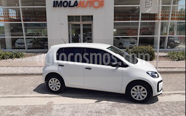 Volkswagen up! 5P 1.0 take up! usado (2018) color Blanco Cristal precio $550.000