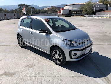 foto Volkswagen up! Connect usado (2018) color Plata precio $170,001