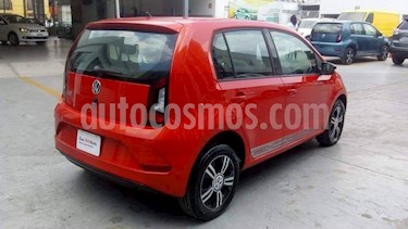 Foto Volkswagen up! Connect usado (2018) color Naranja precio $180,000