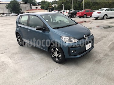 foto Volkswagen up! Connect usado (2018) color Azul Laguna precio $185,000