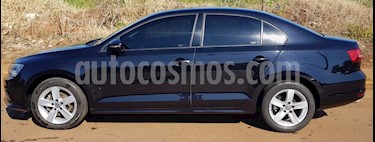 foto Volkswagen Vento 2.5 FSI Advance Plus usado (2015) color Azul Noche precio $658.000