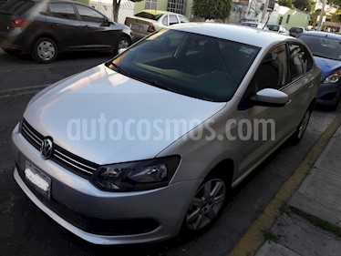 foto Volkswagen Vento Active usado (2015) color Plata Reflex precio $144,000