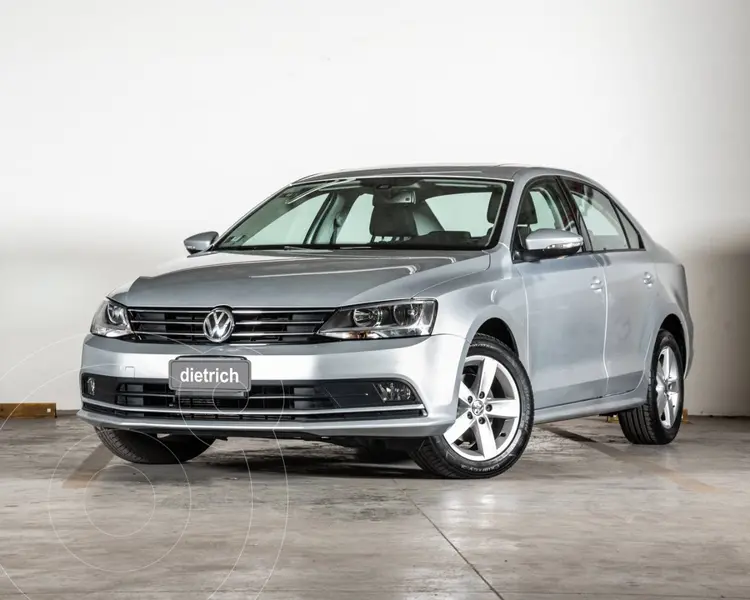 2015 Volkswagen Vento 2.5 FSI Luxury