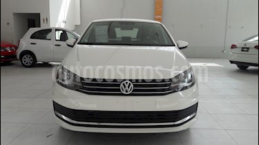 foto Volkswagen Vento Comfortline Aut usado (2019) color Blanco precio $236,900