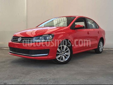 foto Volkswagen Vento Comfortline Aut usado (2018) color Rojo precio $161,800