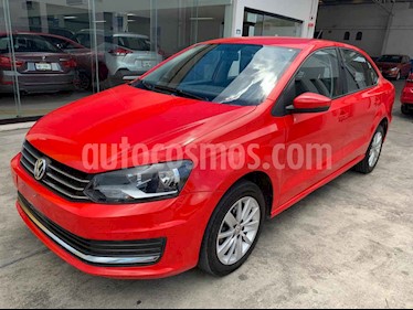 foto Volkswagen Vento Comfortline usado (2018) color Rojo precio $163,800