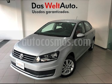 Foto venta Auto Seminuevo Volkswagen Vento Comfortline (2018) color Plata Reflex