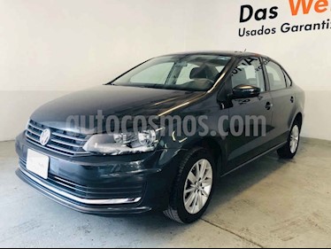 foto Volkswagen Vento Comfortline usado (2017) color Gris precio $170,000