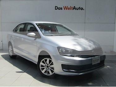 Foto venta Auto usado Volkswagen Vento Comfortline (2018) color Plata Reflex precio $199,000