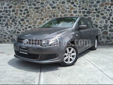 foto Volkswagen Vento Highline Aut usado (2014) color Gris precio $145,000