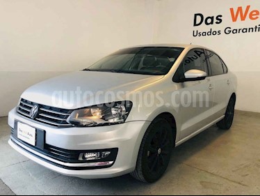 foto Volkswagen Vento Highline usado (2018) color Plata precio $207,958