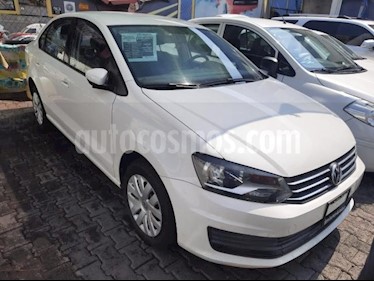 Volkswagen Vento 4P STARLINE AT A/AC. VE R-15 usado (2016) color Blanco precio $143,000