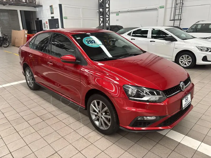Foto Volkswagen Vento Comfortline usado (2020) color Rojo financiado en mensualidades(enganche $98,230 mensualidades desde $4,133)