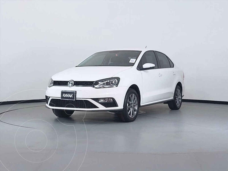Foto Volkswagen Vento Comfortline Aut usado (2020) color Blanco precio $298,999