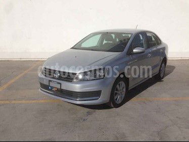 Foto Volkswagen Vento Comfortline Aut usado (2019) color Plata precio $179,800