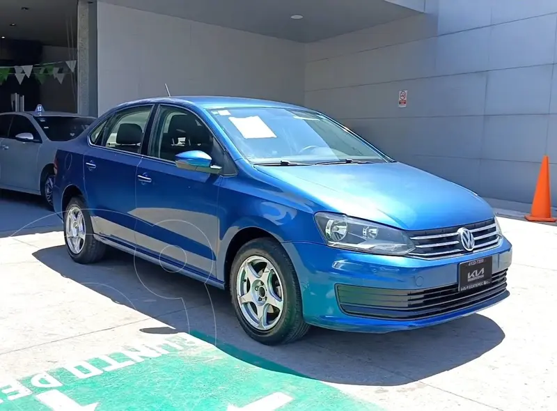 Foto Volkswagen Vento Startline usado (2018) color Azul precio $175,000