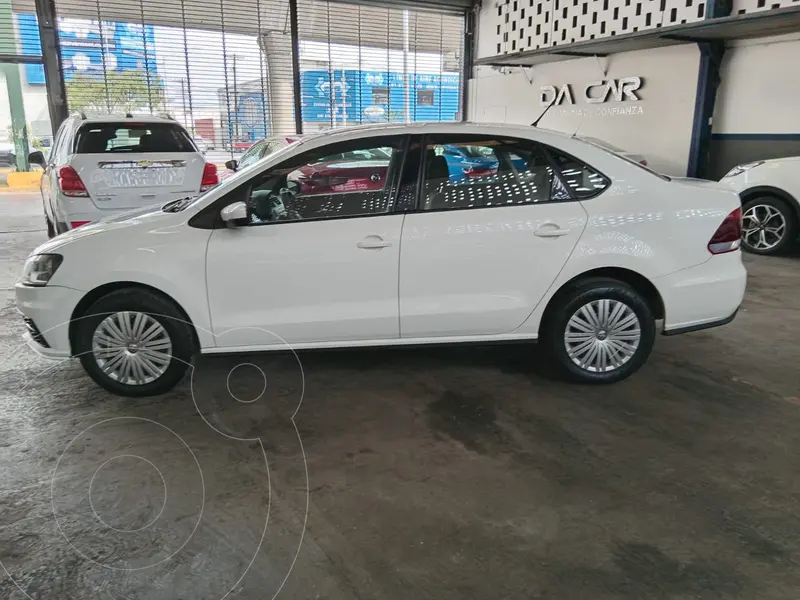 Foto Volkswagen Vento Startline usado (2021) color Blanco precio $225,000