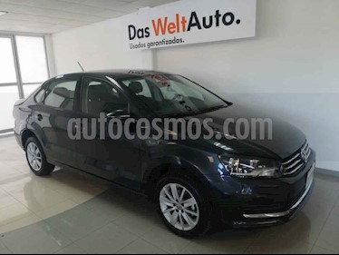 Volkswagen Vento Comfortline Aut usado (2019) color Gris precio $215,000