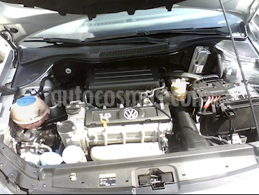 Volkswagen Vento Comfortline Aut usado (2018) color Plata precio $176,500