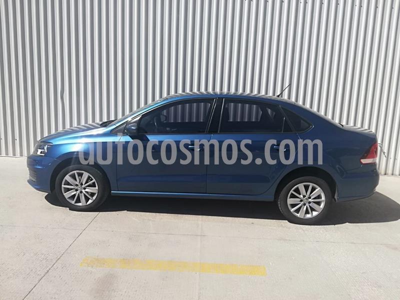 foto Volkswagen Vento Comfortline usado (2018) color Azul Acero precio $189,000