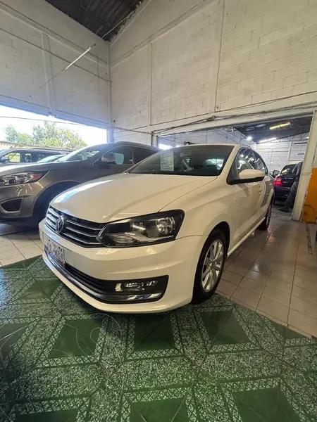 Foto Volkswagen Vento Highline usado (2017) color Blanco precio $176,800