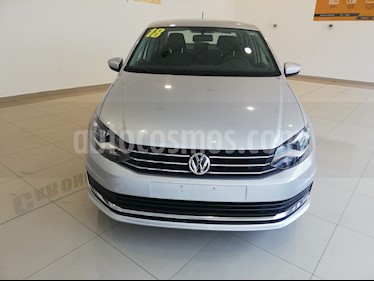 Foto Volkswagen Vento Comfortline usado (2018) color Plata precio $183,000
